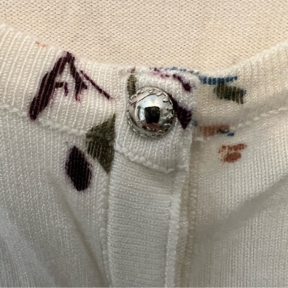 Premise Floral Cardigan - Cream and Pink snap front elbow sleeve work occasion - Picture 7 of 8